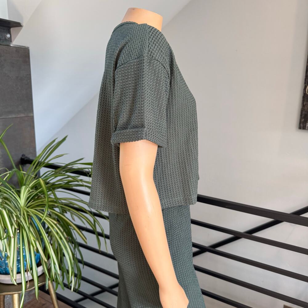 NWT Francesca’s Julia Hunter Green Waffle Knit Lounge Set, Top & Bottom - Small - Picture 12 of 16